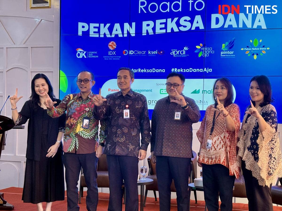 Kegiatan Road to Pekan Reksa Dana 2026 (SOSEDU APRDI) di Semarang, Kamis (9/4/2026). (IDN Times/Dhana Kencana)