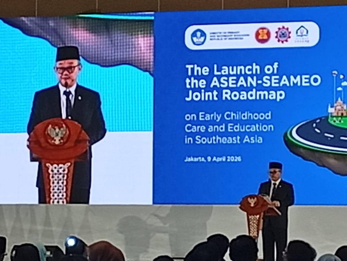 Mendikdasmen Abdul Mu'ti meluncurkan Peta Jalan Bersama ASEAN-SEAMEO tentang Pendidikan dan Pengasuhan Anak Usia Dini di Asia Tenggara di Jakarta Pusat, Kamis (9/5/2026). 