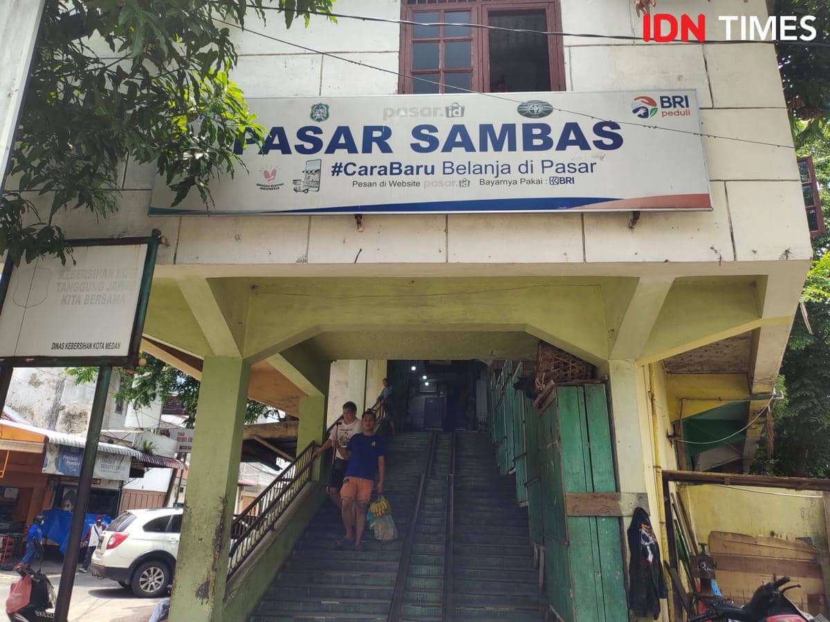 Eksekusi Pasar Sambas Ditunda, Pedagang: Kami Ada 400 Orang Menolak