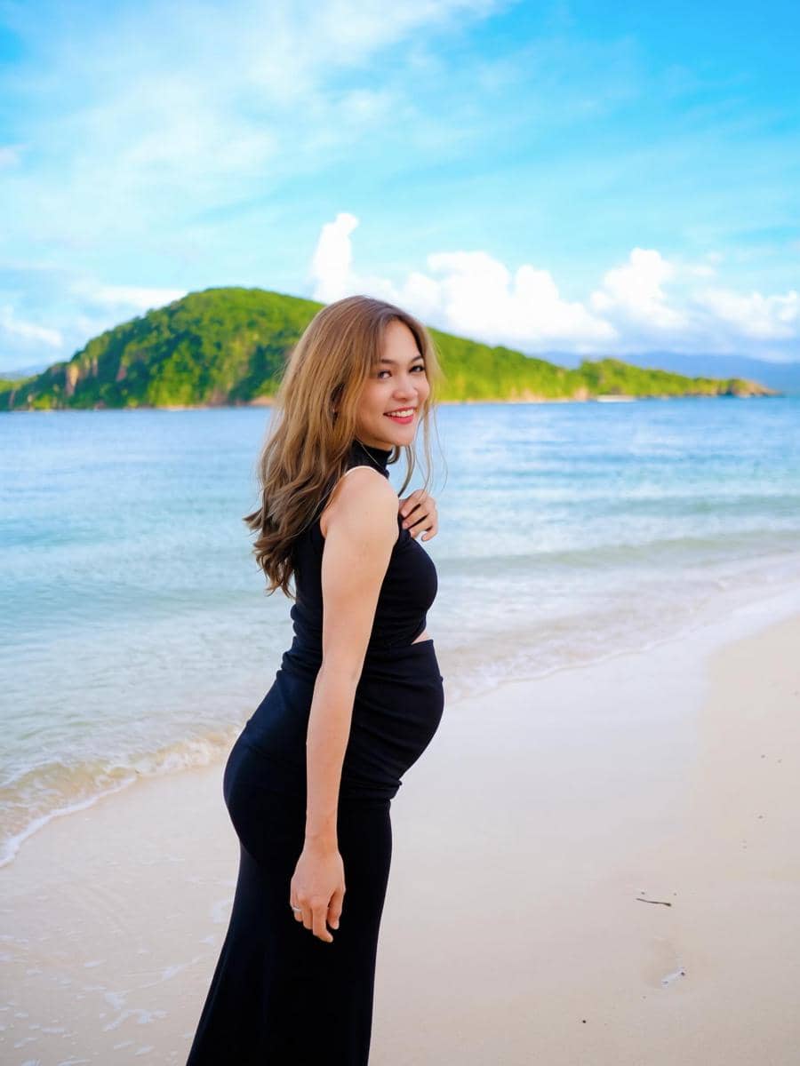 Lindi Fitriyana, Istri Virgoun Umumkan Kehamilan