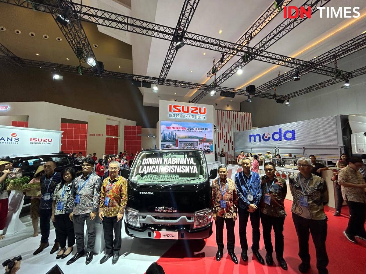 Isuzu Hadirkan Traga AC, Fokus Kenyamanan Sopir
