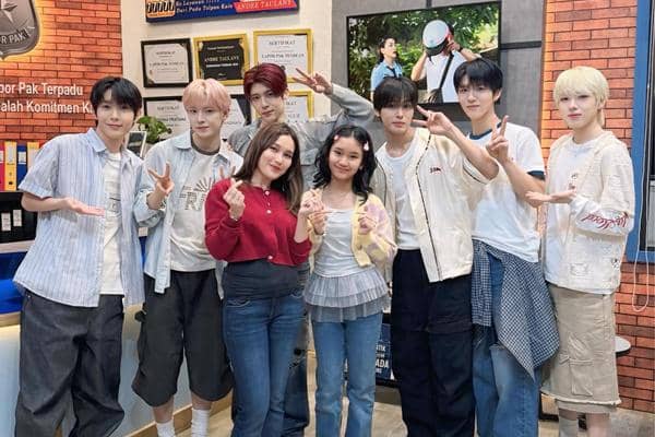 Di Balik Syuting Lapor Pak! NCT WISH, Ayu Ting Ting Ajak Bikin Tren GRWM