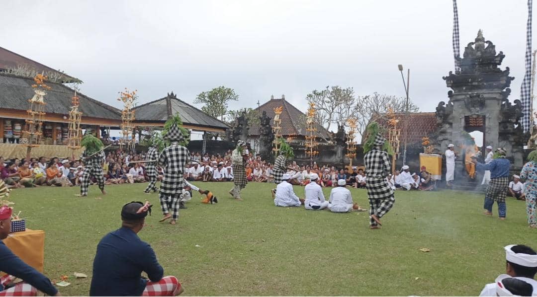Mengenal Tari Baris Duwe di Tabanan, Penari Pantang Makan Daging Sapi