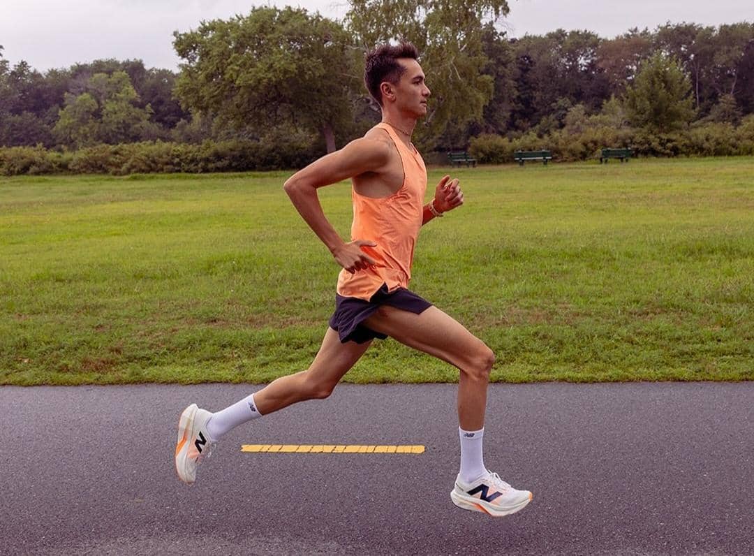 5 Rekomendasi Sepatu Lari New Balance, Nyaman di Kaki!