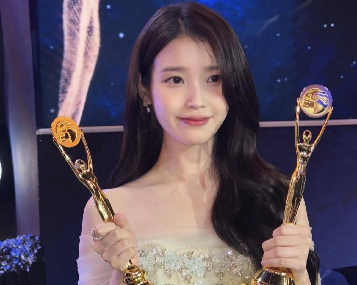 3 Drakor Membawa IU Raih Penghargaan, Comeback di Perfect Crown!