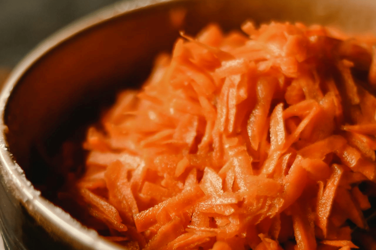 ilustrasi wortel untuk danggeun bokkeum