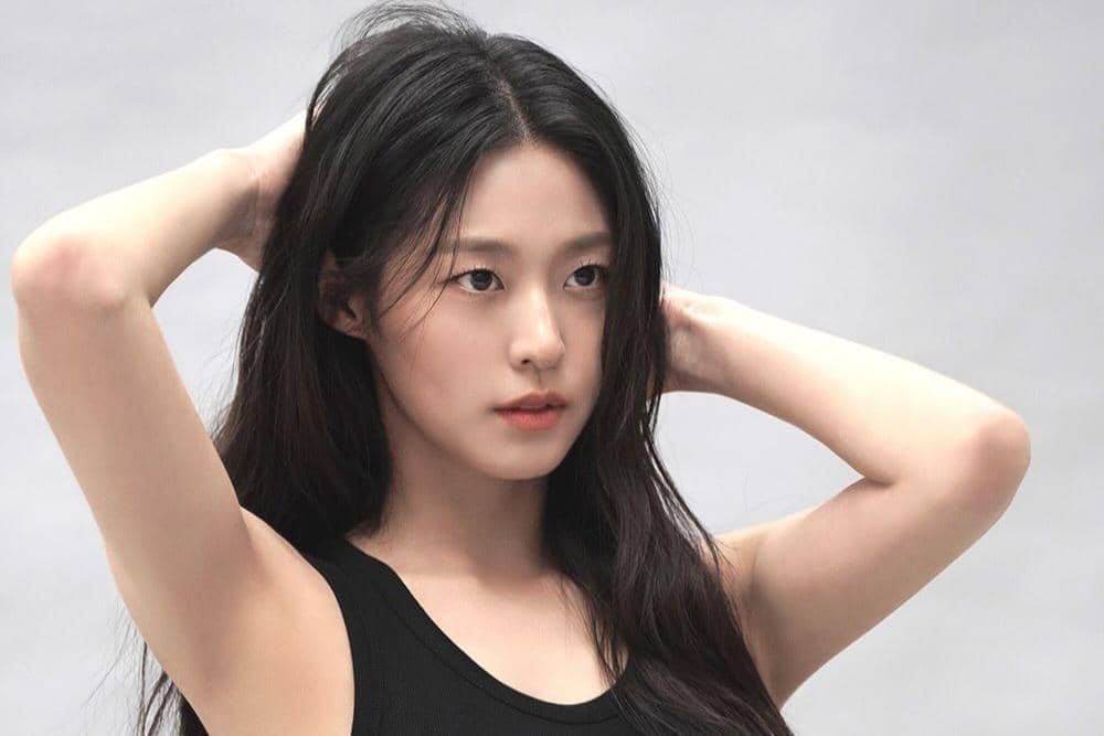 Seol Hyun dalam sesi pemotretan