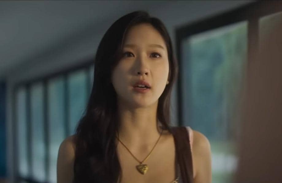 7 Fakta Peran Atom Pariya dalam Drama GL Thailand Broken of Love