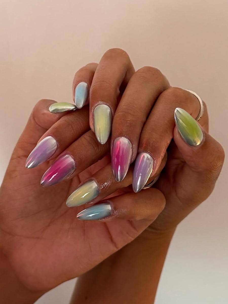 Inspirasi Coachella nails