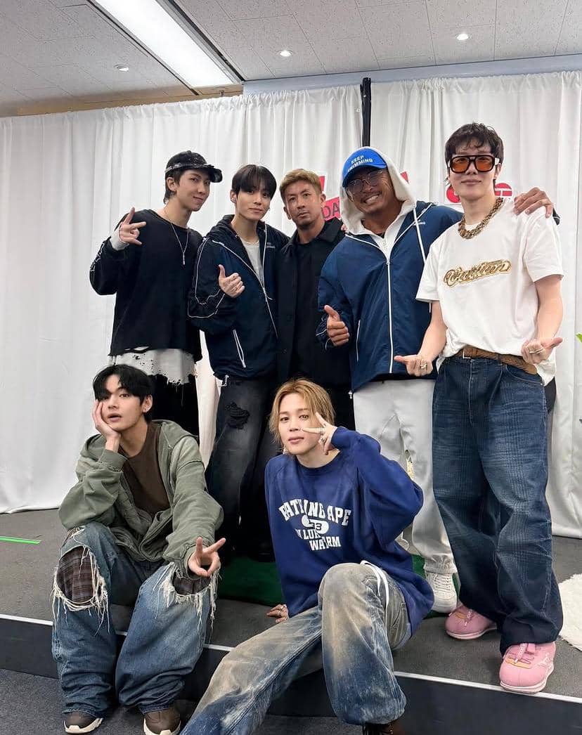 potret artis Korea nonton konser BTS “ARIRANG” di Goyang Stadium hari pertama