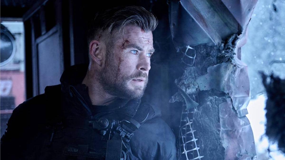 Chris Hemsworth kembali sebagai Tyler Rake.jpg
