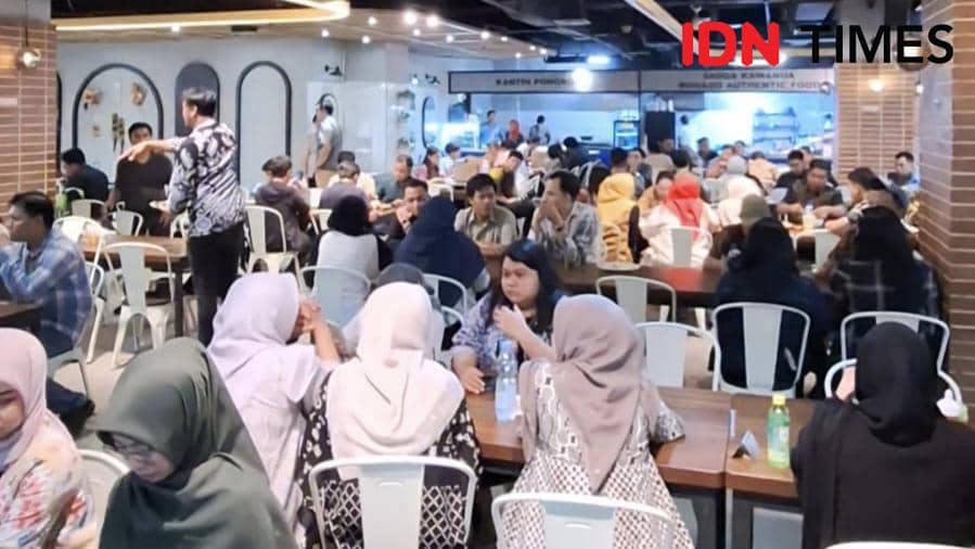 Suasana kantin Ditjen SDA yang dipenuhi ASN Kementerian PU