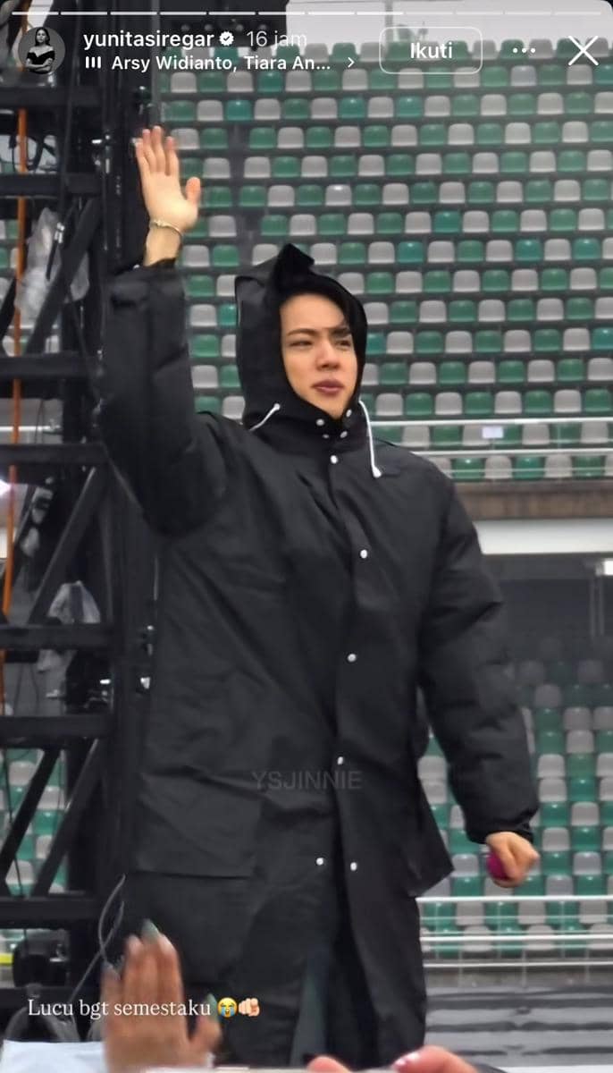 potret Yunita Siregar nonton konser BTS “ARIRANG” di Korea
