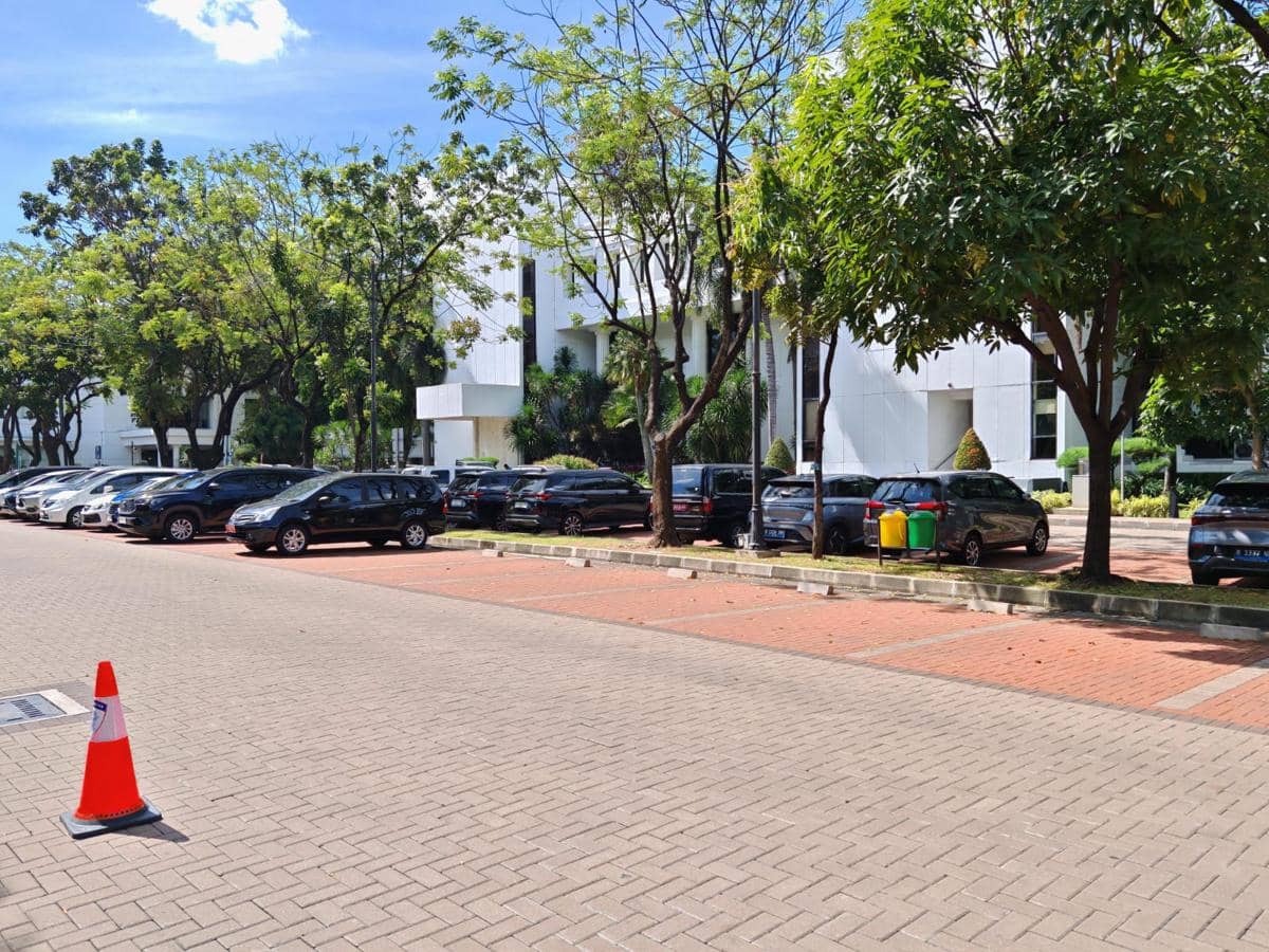 Suasana WFH di Kementerian Sekretariat Negara, Jakarta, Jumat (10/4/2026) (IDN Times/Ilman Nafi'an)