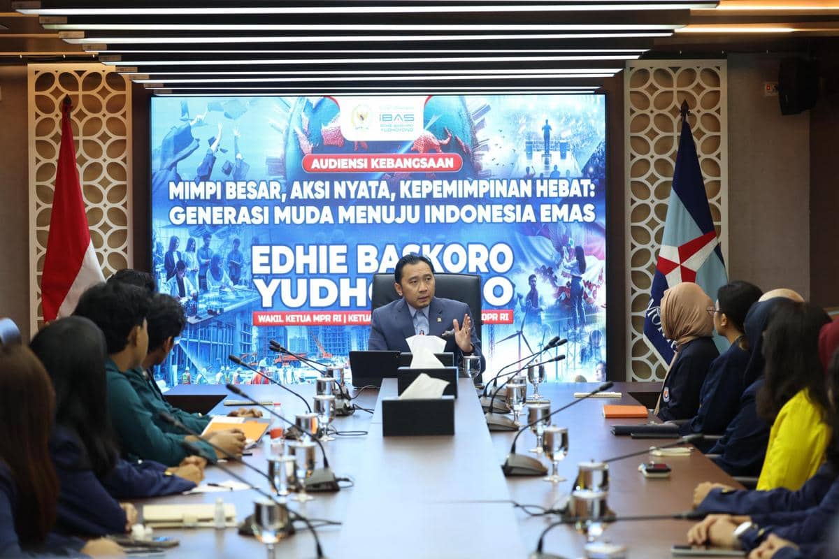 Ibas Terima Mahasiswa KIP: Investasi Masa Depan, Jangan Merasa Kecil!