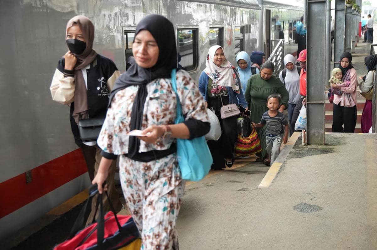 Turun Tipis, KAI Tanjungkarang Layani 84 Ribu Orang Pada Lebaran 2026