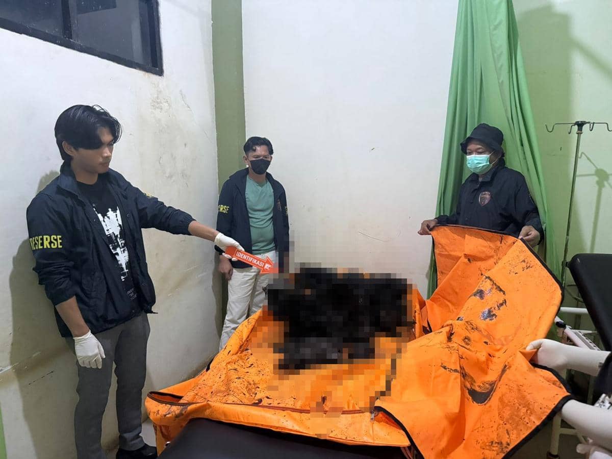 Kebakaran truk akibat kecelakaan di Jalan Khusus Batu Bara Musi Rawas Utara