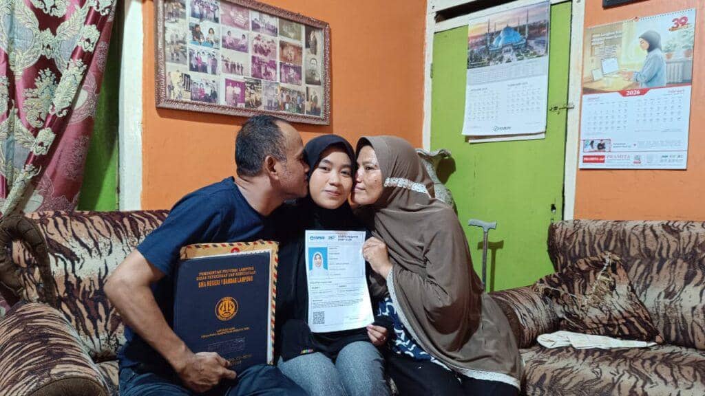 Kisah Rinita, Anak Driver Ojol Lolos FK Unila Melalui SNBP 2026