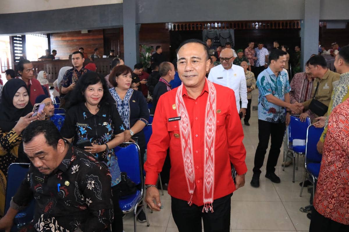 Wagub Kalbar, Krisantus Kurniawan. 