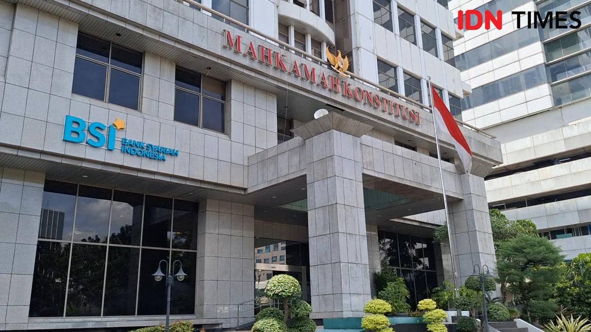 ASN WFH, Gedung MK Sepi: Parkiran Kosong hingga Pendaftaran Perkara Tutup