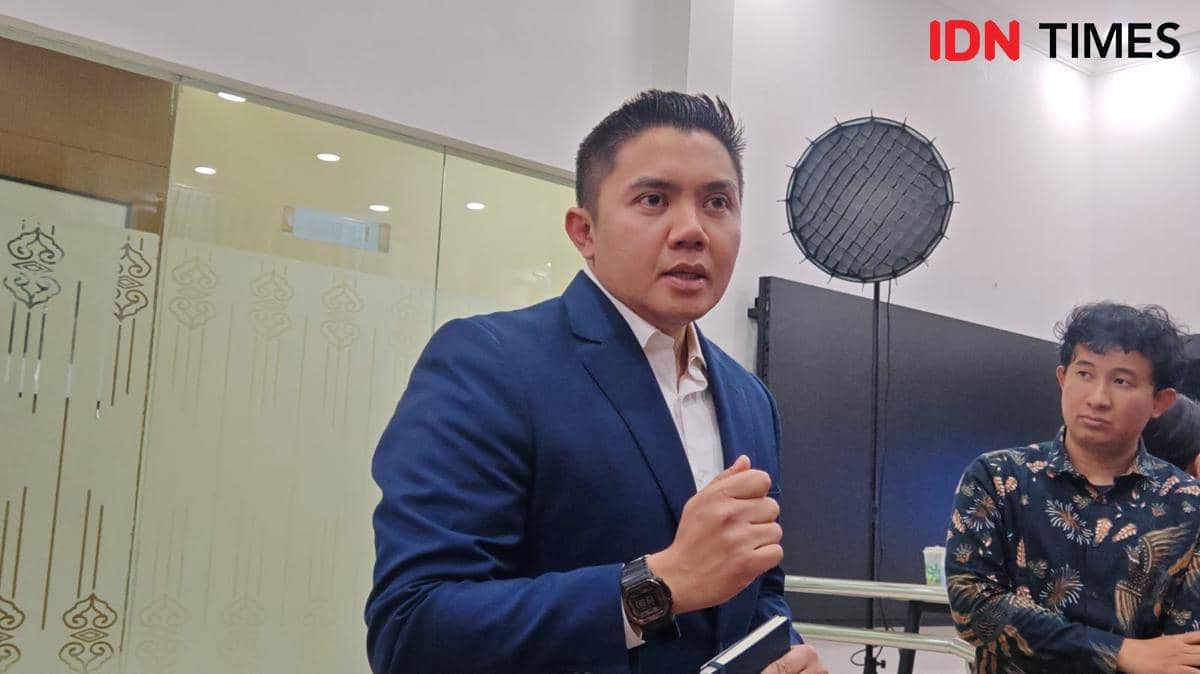 Teddy Bantah Isu Indonesia Bakal Chaos dalam Waktu Dekat