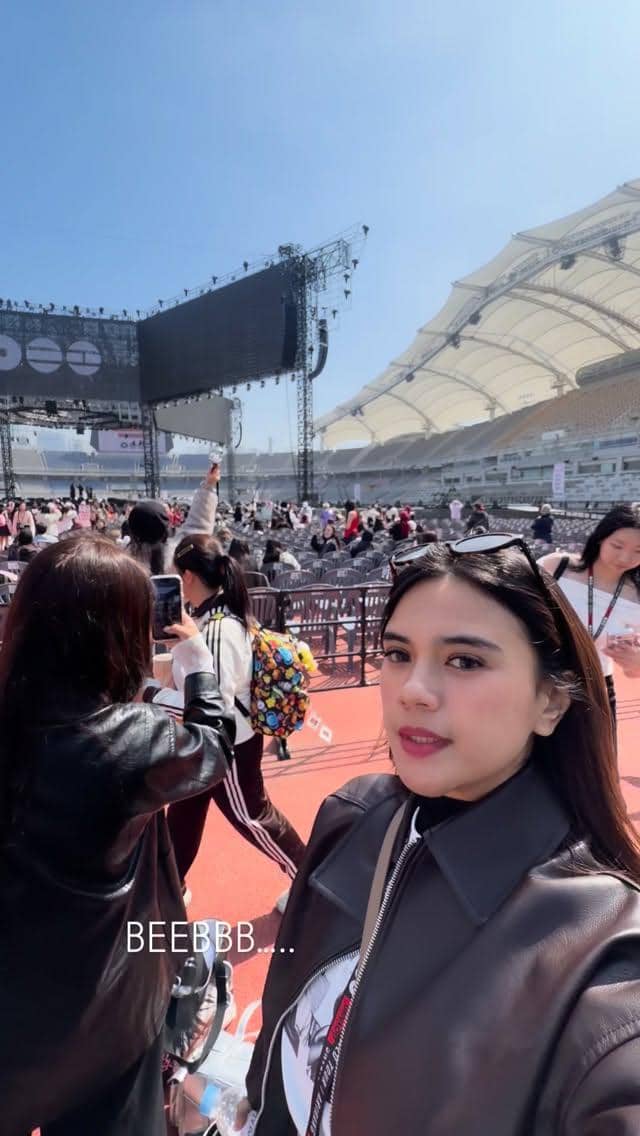 Audi Marisa hadir di soundcheck konser BTS hari ke-2