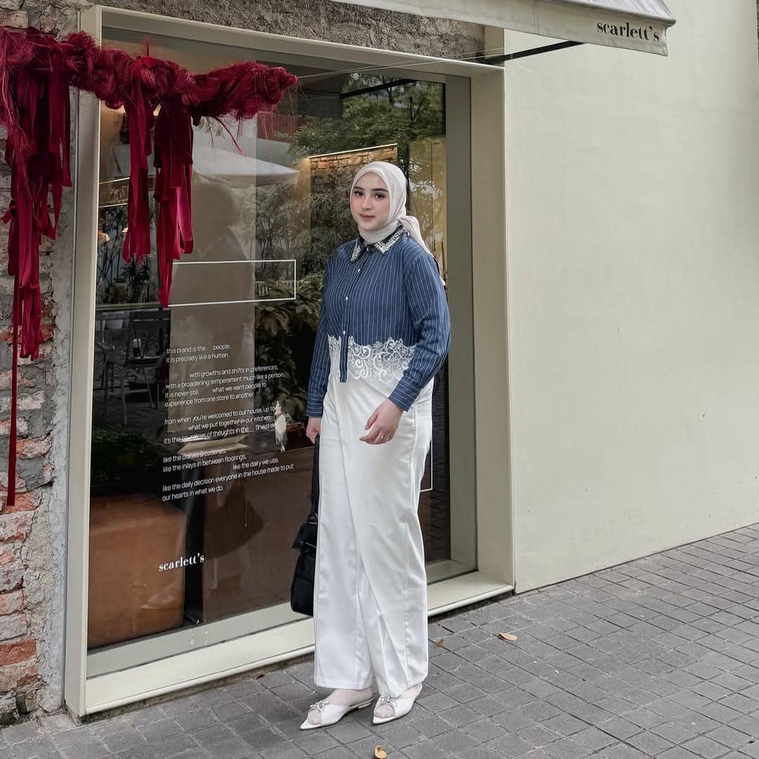 OOTD ke Kafe ala Dinan Fajrina