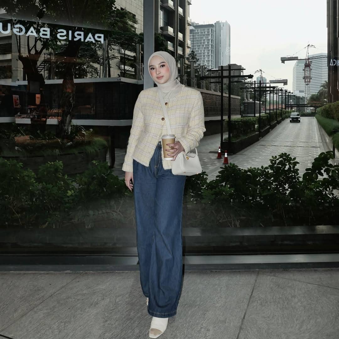 OOTD ke Kafe ala Dinan Fajrina