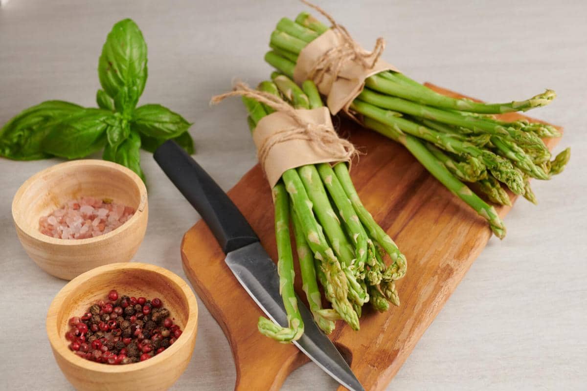 ilustrasi asparagus