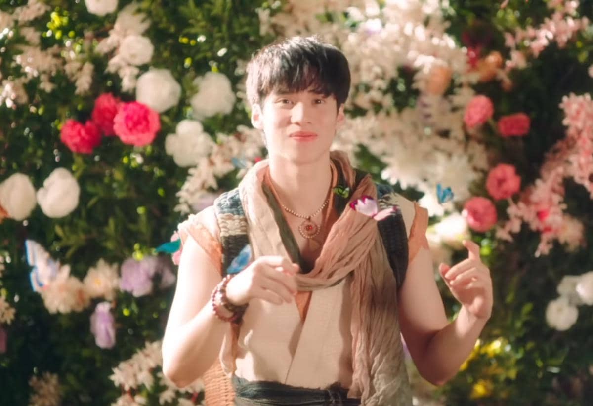 7 Fakta Peran Peak Peemapol dalam Drama BL Thailand Flower Boy