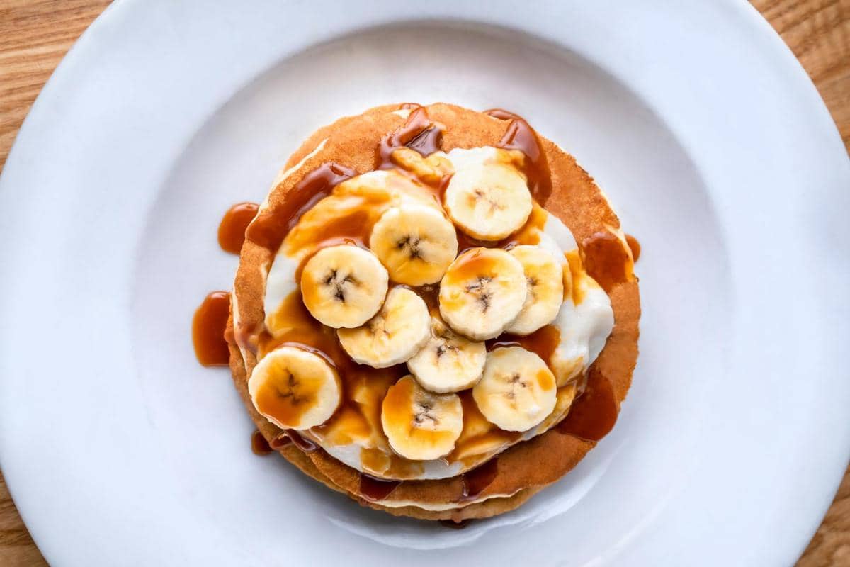Banana bread pancakes