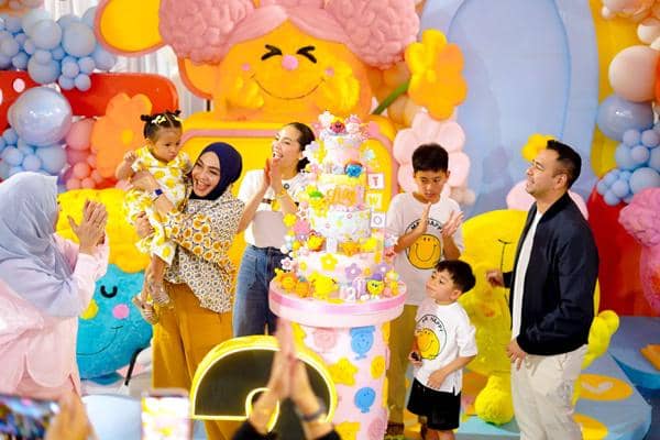 Sederet Artis Hadiri Pesta Meriah Ulang Tahun Ke-2 Lily Anak Raffi-Gigi