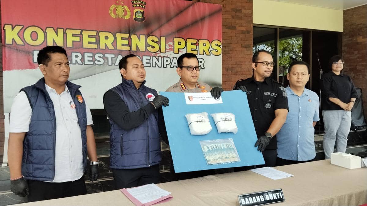 Residivis Narkoba Ditangkap di Jimbaran, Simpan 2 Kg Sabu