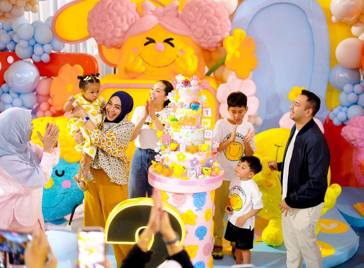 Deretan Artis di Ulang Tahun ke-2 Lily (instagram.com/raffinagita1717)
