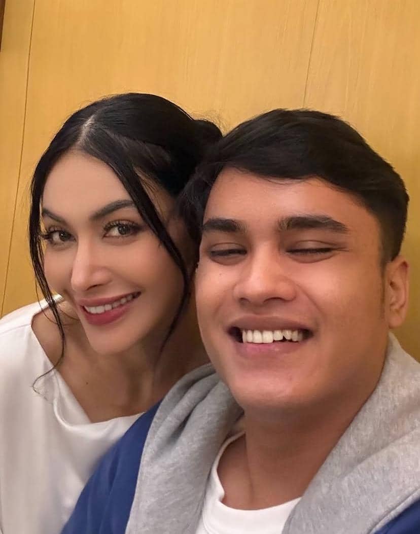 potret Denada dan Ressa