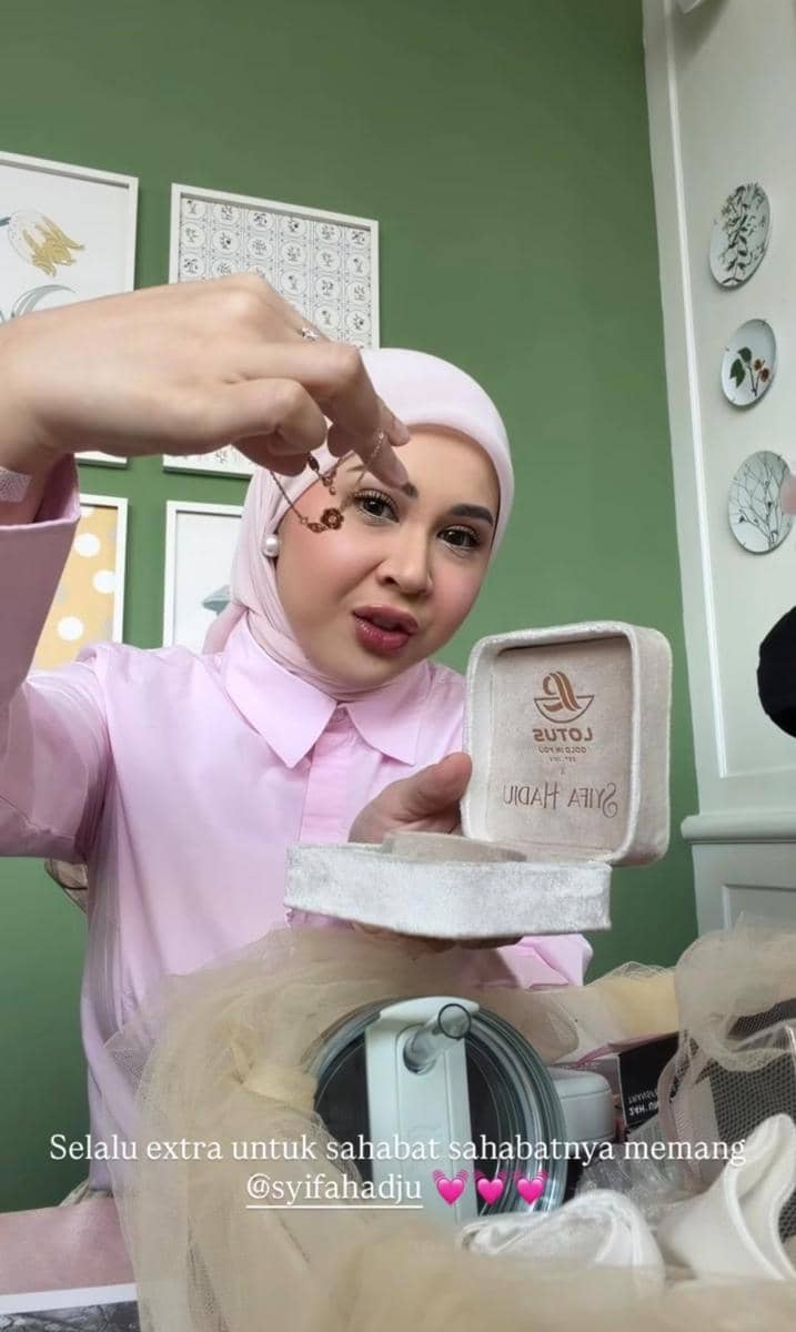 isi bridesmaid kit Syifa Hadju