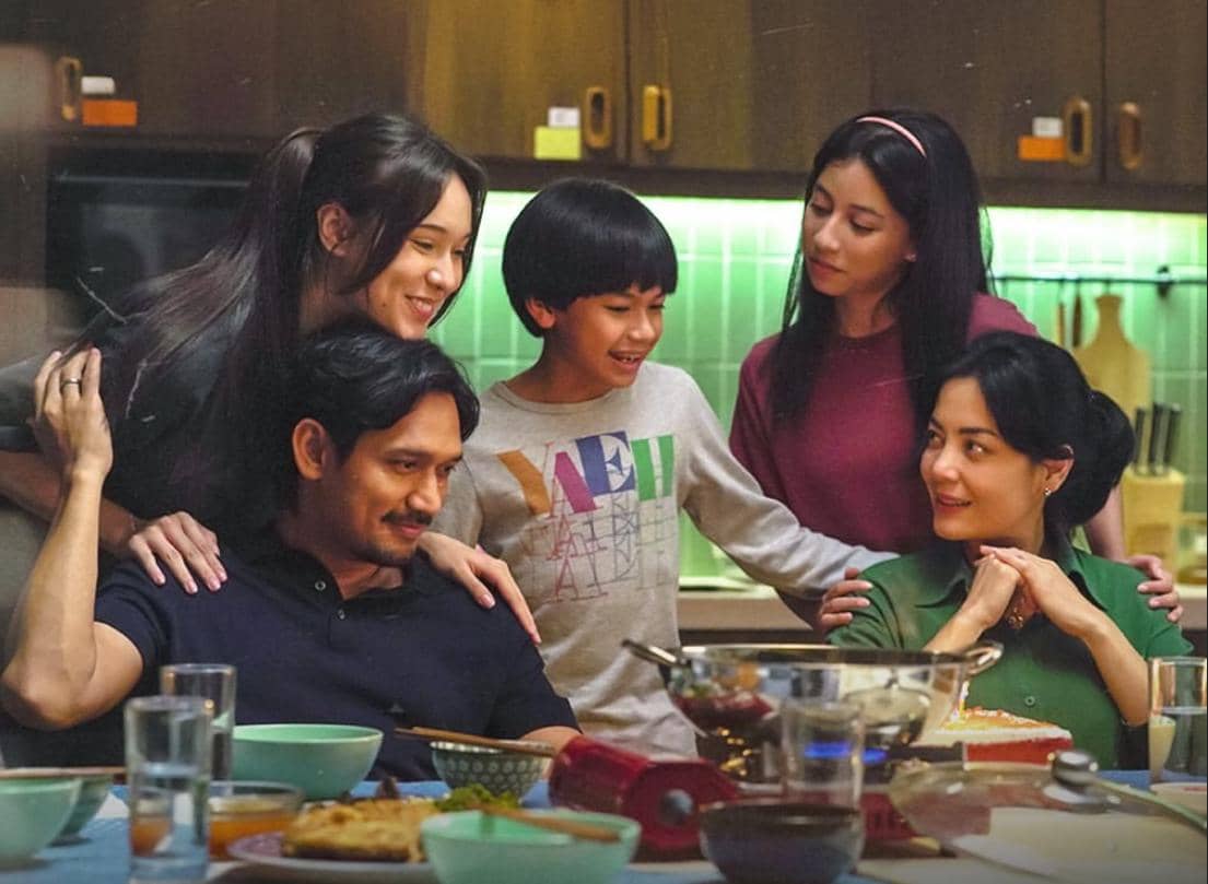 Sinopsis dan Daftar Pemain Film Yang Lain Boleh Hilang Asal Kau Jangan