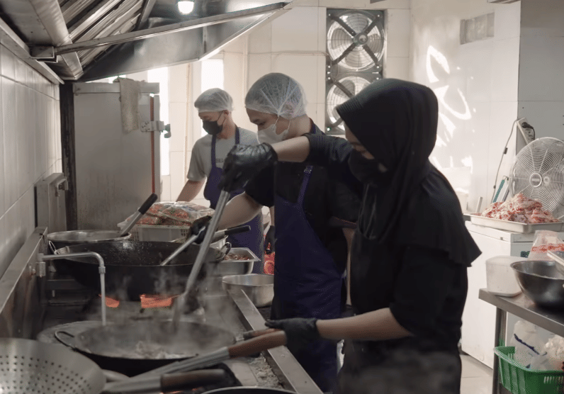 undip, food truck undip, maksi undip, makan siang gratis