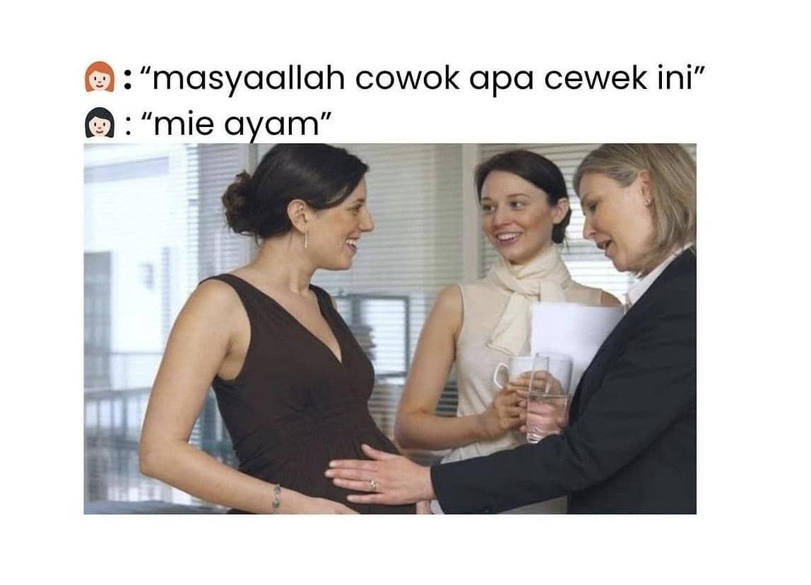 8 Meme Kecintaan sama Mie Ayam, Lebih Baik dari Segalanya