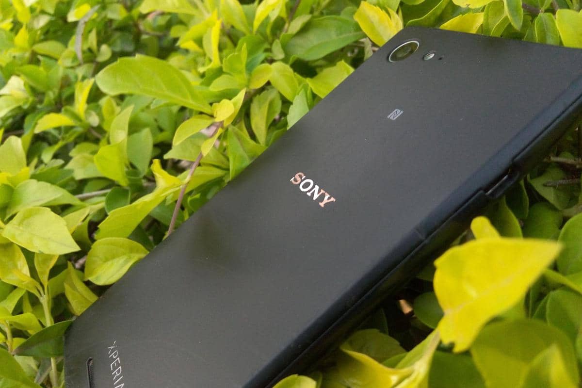 Kenapa Sony Tidak Merilis Smartphone Murah seperti Samsung?