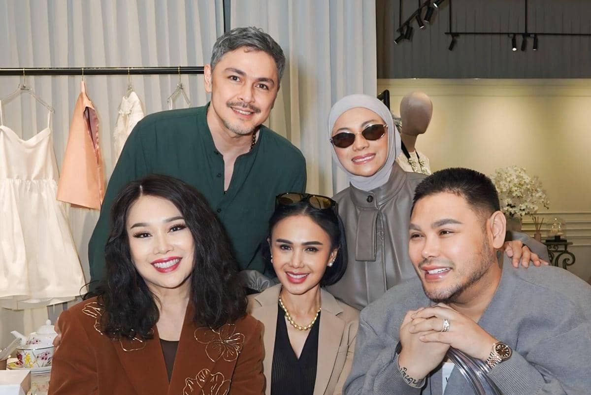 7 Potret Artis Hadiri Arisan di Butik Baru Ivan Gunawan