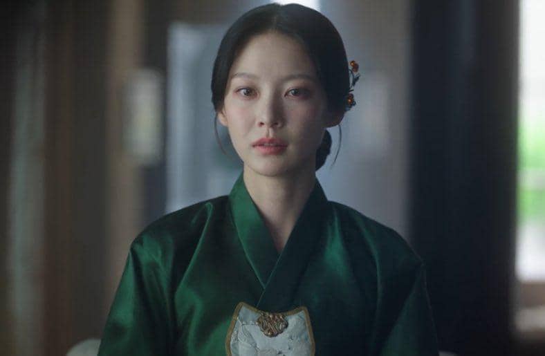 Still cut Perfect Crown