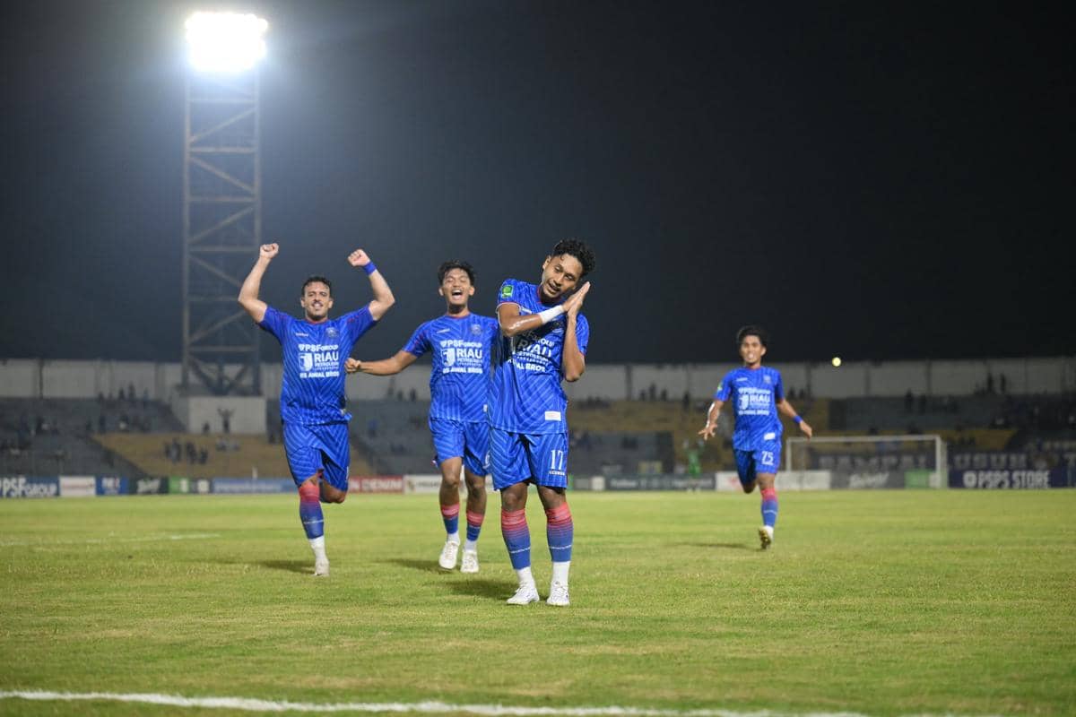 Bungkam Persikad Depok 3-1, PSPS Pekanbaru Tempel PSMS Medan