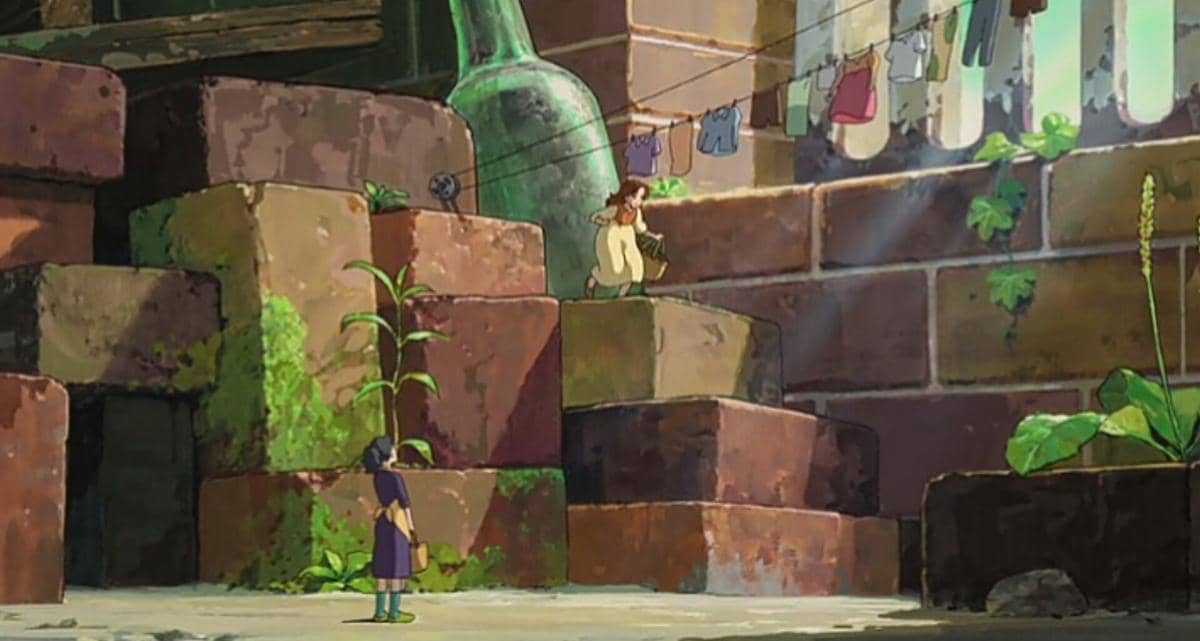 rumah Arrietty dari luar di film The Secret World of Arrietty