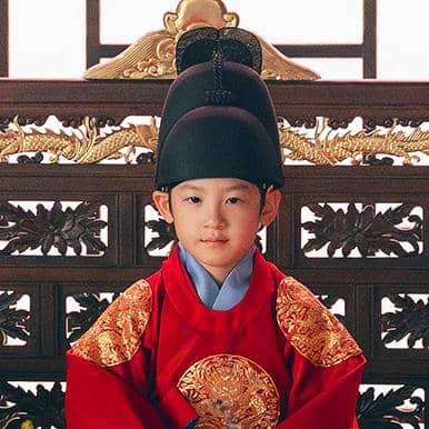 Kim Eun Ho di drama Perfect Crown