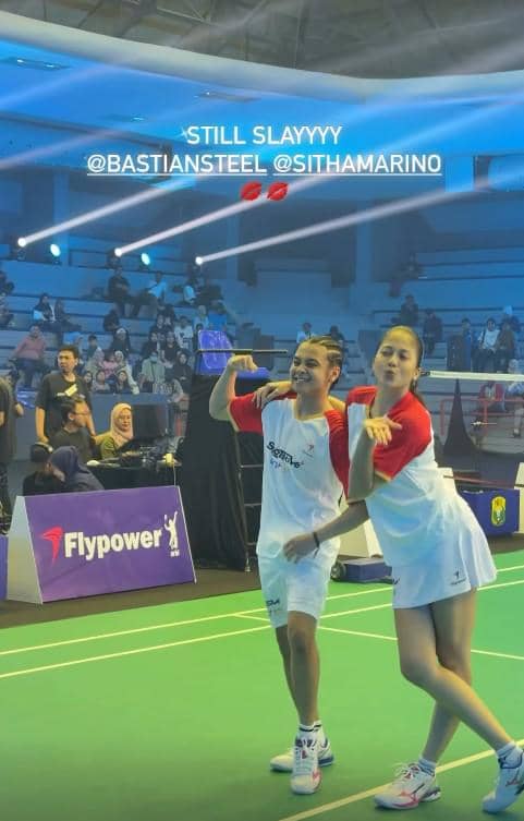 Artis Ikut Turnamen Badminton Sportstive (instagram.com/bastiansteel)