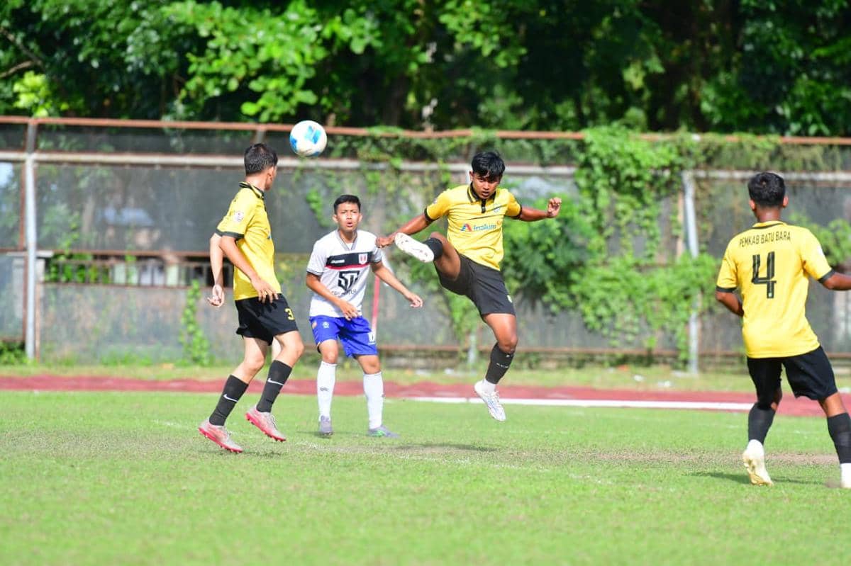 Duel Paya Bakung versus Batubara United pada lanjutan Liga 4 Sumut di Stadion Unimed (dok.Liga 4 Sumut)