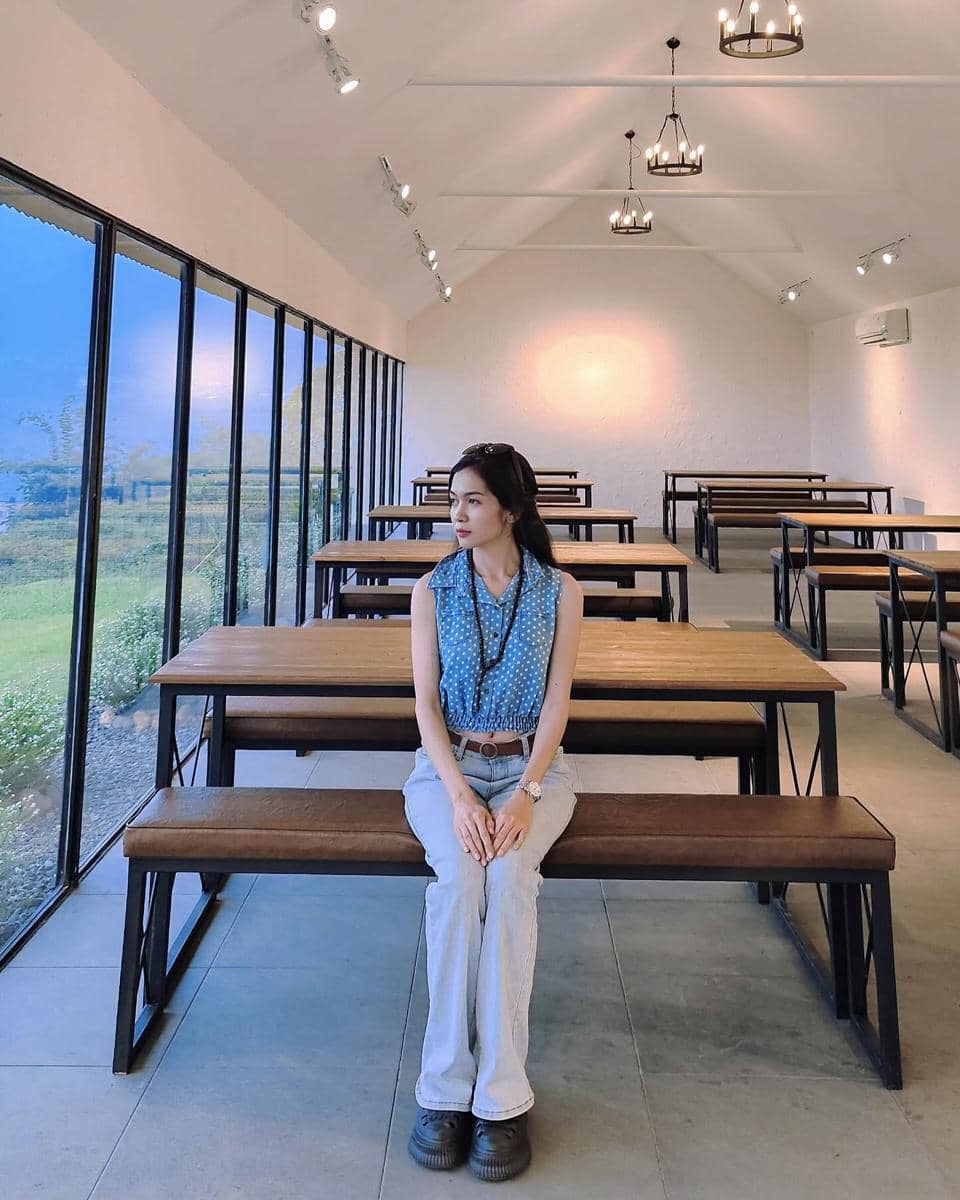 OOTD Lindi Fitriyana, Istri Virgoun