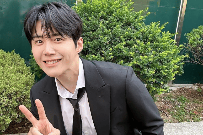  [QUIZ] Apakah Kamu Bakal Di-Notice Kim Seon Ho di Fan Meeting “LOVE FACTORY” ICE BSD?