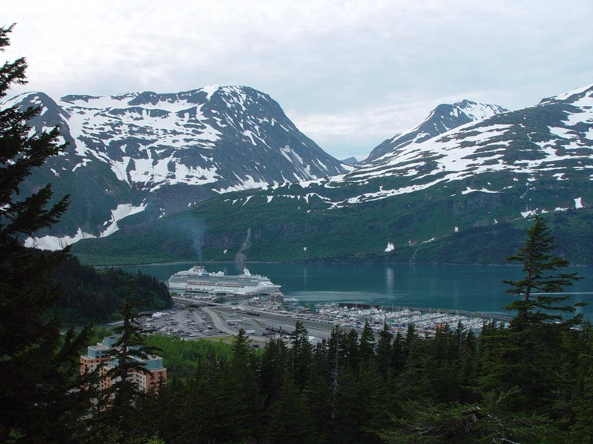 ilustrasi kota Whittier 